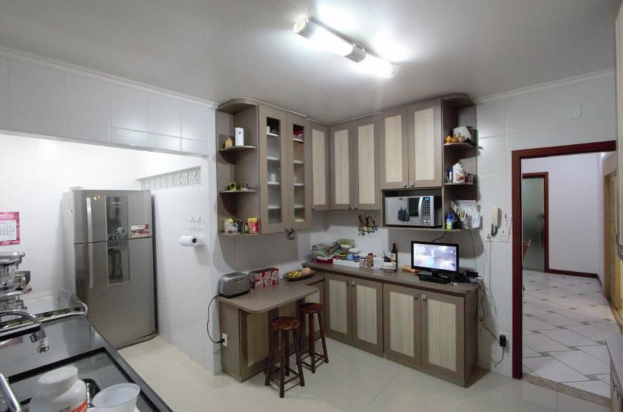 Sobrado Jardim Residencial Doutor Lessa, Pindamonhangaba - SP