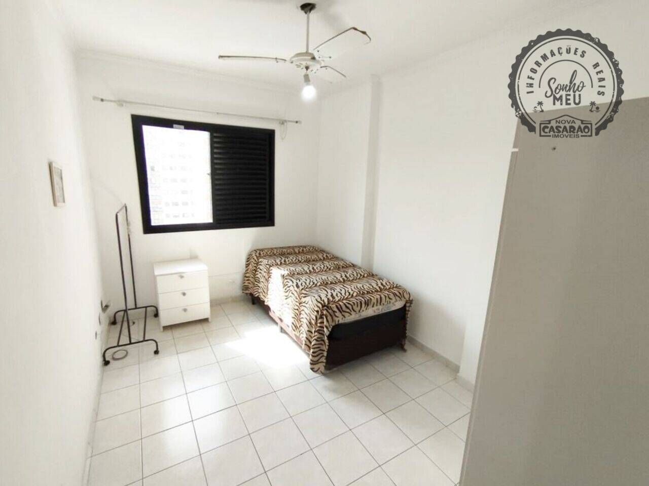 Apartamento Vila Guilhermina, Praia Grande - SP