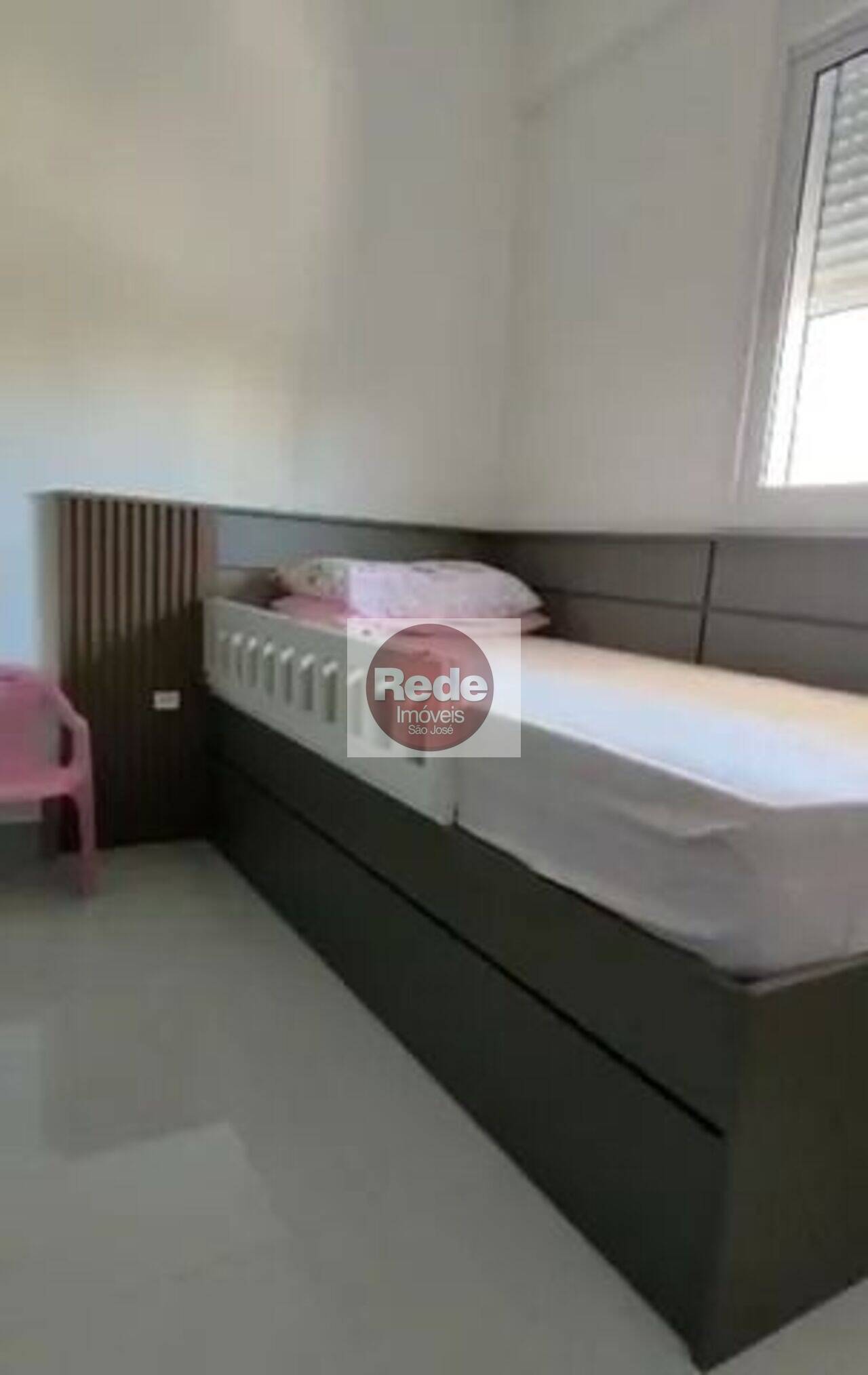 Apartamento Conjunto Residencial Trinta e Um de Março, São José dos Campos - SP