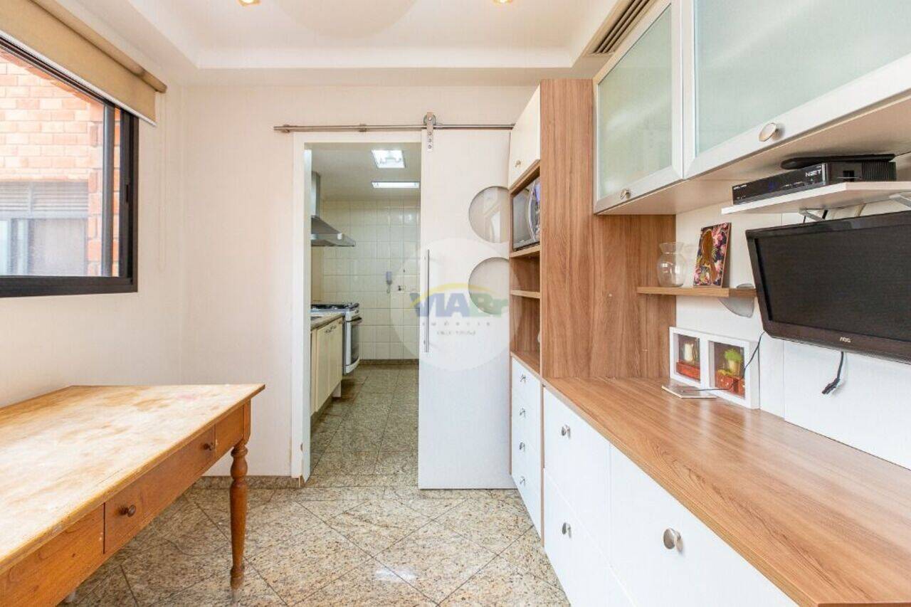 Apartamento Moema, São Paulo - SP