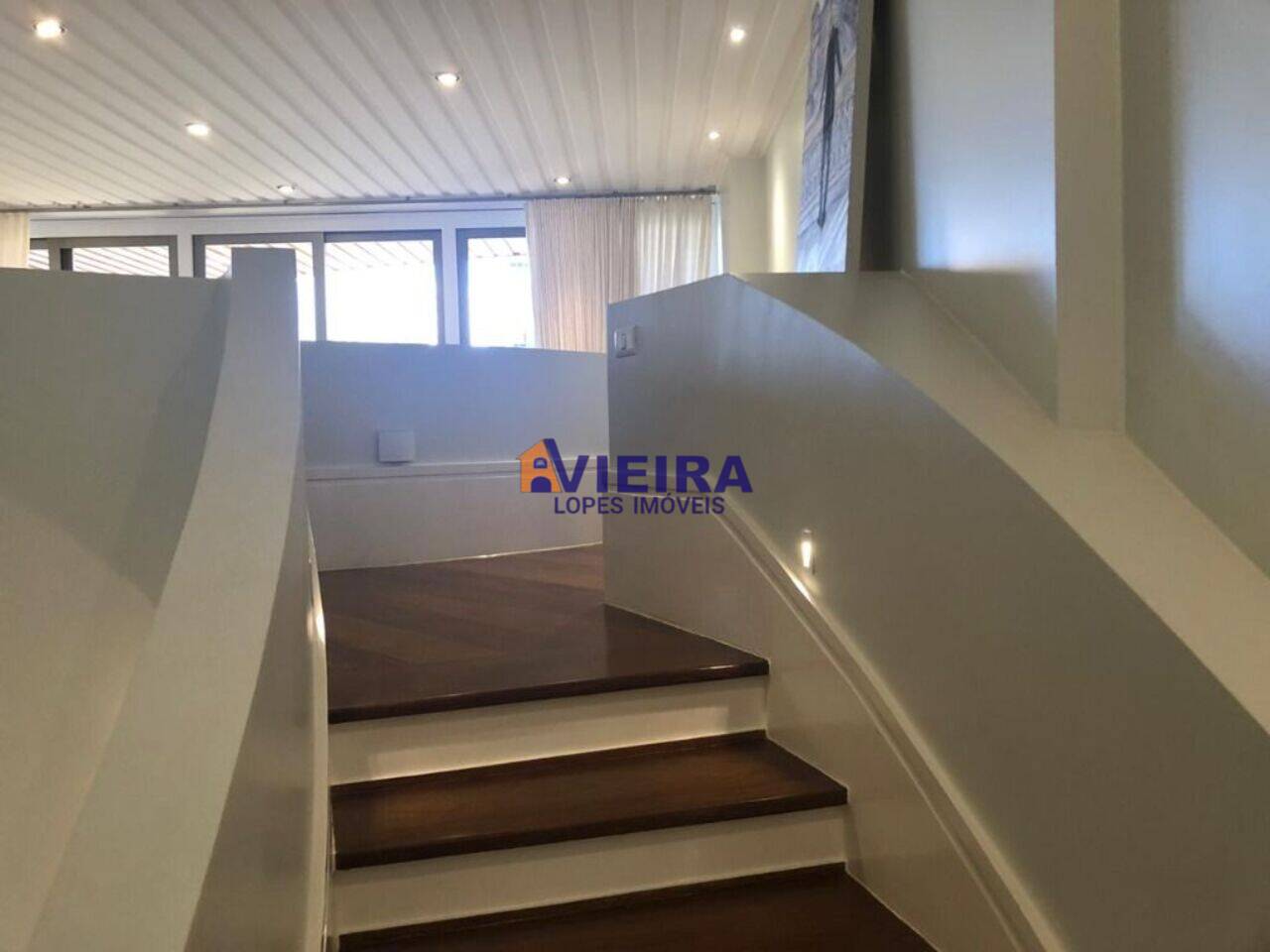 Apartamento duplex Cambuí, Campinas - SP