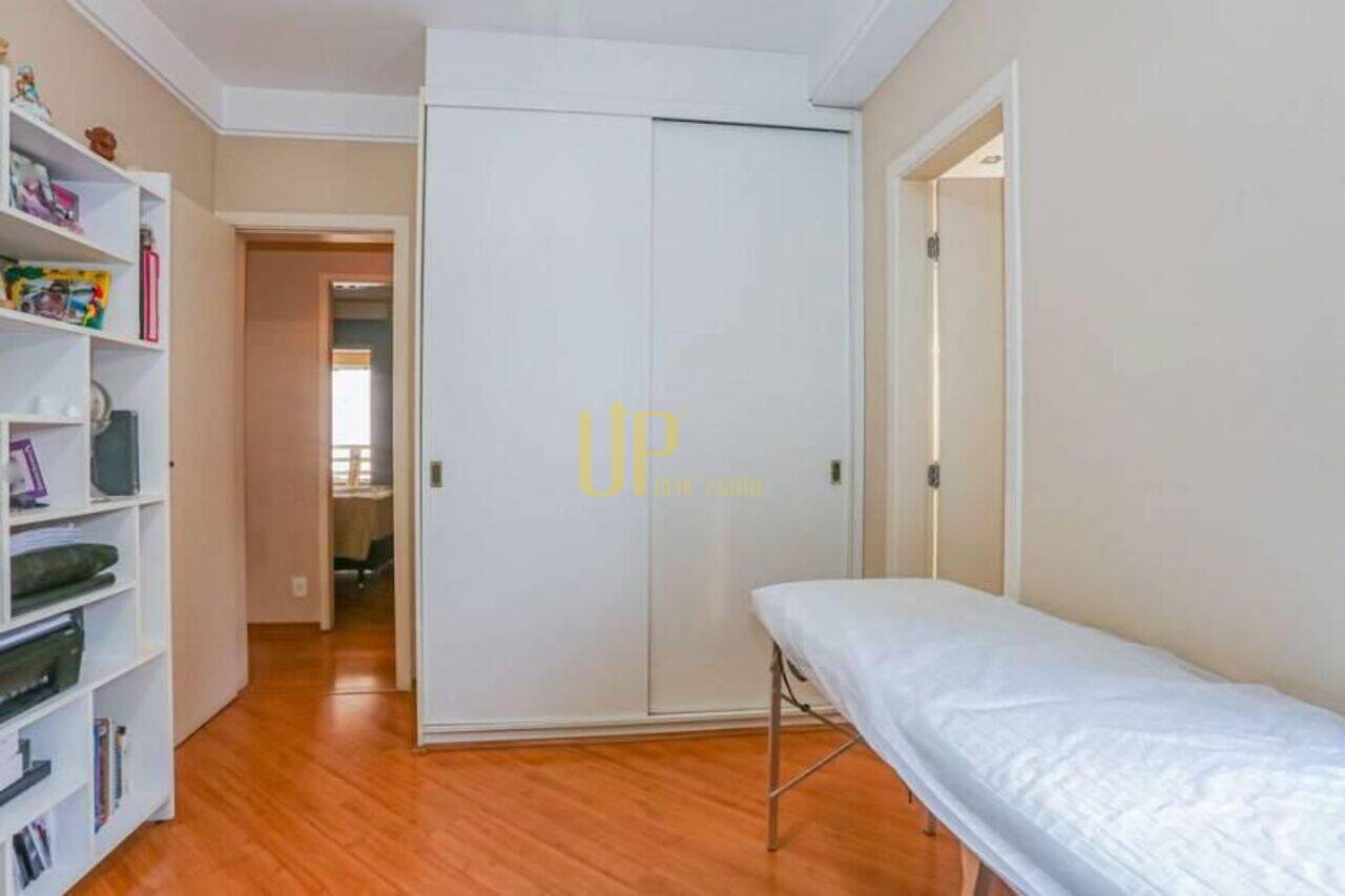 Apartamento Vila Olímpia, São Paulo - SP