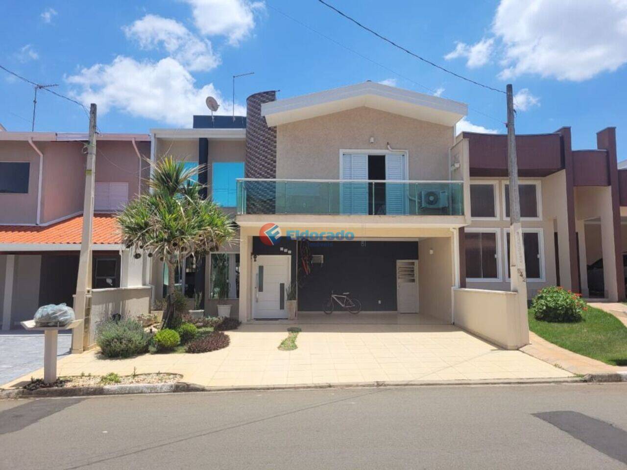 Casa Residencial Flamboyant, Hortolândia - SP